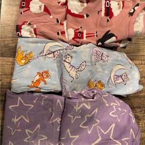 Kids Pajamas Set - Santa, Fox, and Star Patterns